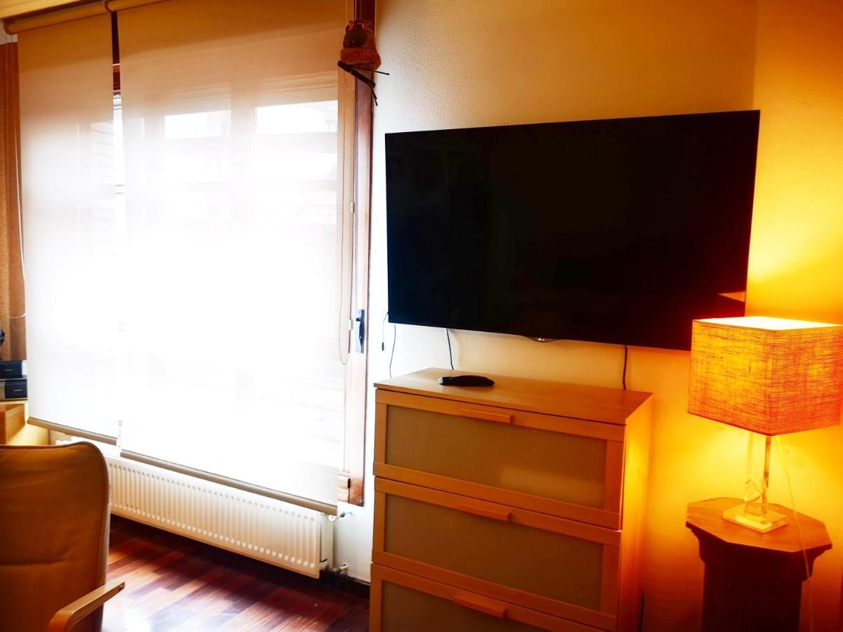 Apartamento Arte, Centro Oviedo, Wiffi, Parking Экстерьер фото